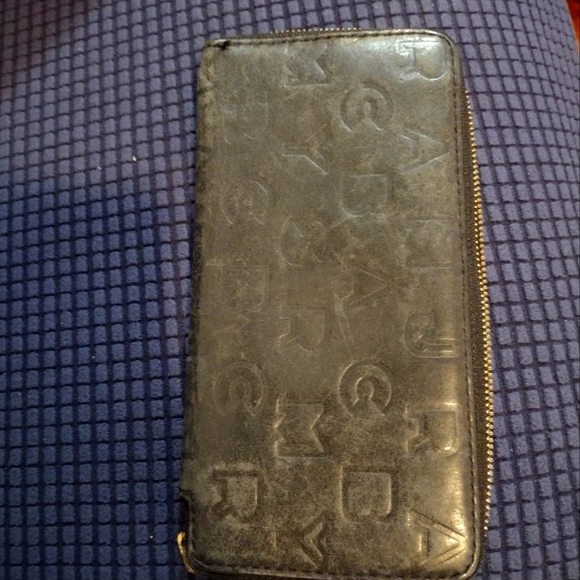 2 for 1 Marc By Marc Jacobs Too Hot To Handle Satchel Bag +  Marc Jacobs wallet - Picture 5 of 6